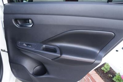 2020 Nissan Versa SR   - Photo 15 - Pasadena, CA 91107
