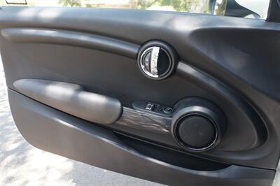 2014 MINI Hardtop Cooper   - Photo 16 - Pasadena, CA 91107