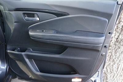 2018 Honda Ridgeline RTL-E   - Photo 19 - Pasadena, CA 91107