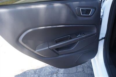 2015 Ford Fiesta ST - Photo 11 - Pasadena, CA 91107