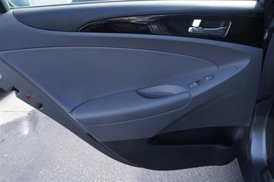 2012 Hyundai SONATA Limited - Photo 15 - Pasadena, CA 91107