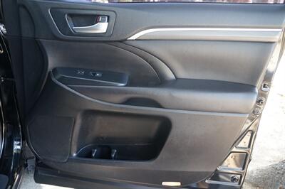 2019 Toyota Highlander SE - Photo 17 - Pasadena, CA 91107