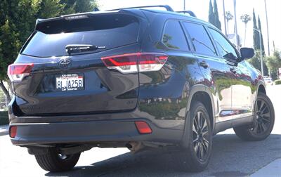2019 Toyota Highlander SE - Photo 3 - Pasadena, CA 91107