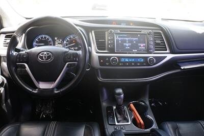 2019 Toyota Highlander SE - Photo 11 - Pasadena, CA 91107