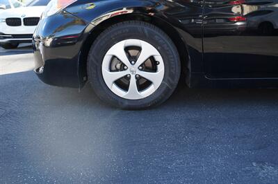 2014 Toyota Prius Three   - Photo 15 - Pasadena, CA 91107
