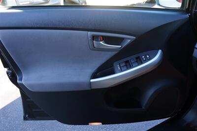 2014 Toyota Prius Three   - Photo 12 - Pasadena, CA 91107