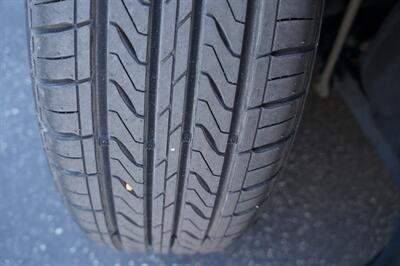 2014 Toyota Prius Three   - Photo 19 - Pasadena, CA 91107