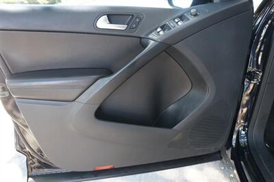 2016 Volkswagen Tiguan 2.0T S   - Photo 16 - Pasadena, CA 91107