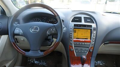 2011 Lexus ES 350   - Photo 7 - Pasadena, CA 91107