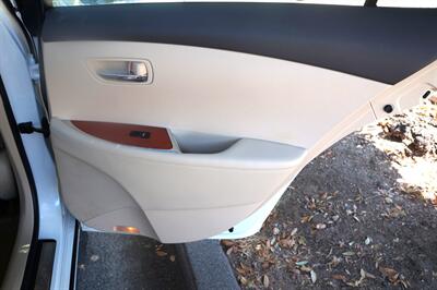 2011 Lexus ES 350   - Photo 13 - Pasadena, CA 91107