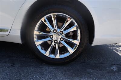 2011 Lexus ES 350   - Photo 15 - Pasadena, CA 91107