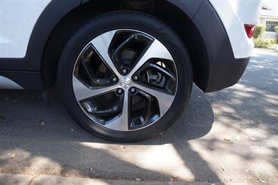 2017 Hyundai TUCSON Limited   - Photo 26 - Pasadena, CA 91107