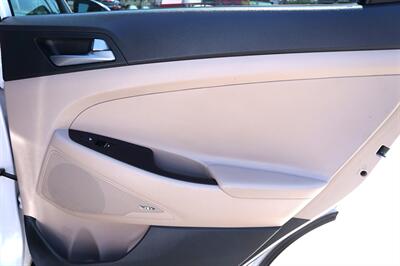 2017 Hyundai TUCSON Limited   - Photo 20 - Pasadena, CA 91107