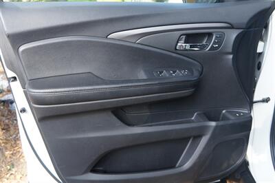 2020 Honda Pilot EX-L   - Photo 17 - Pasadena, CA 91107