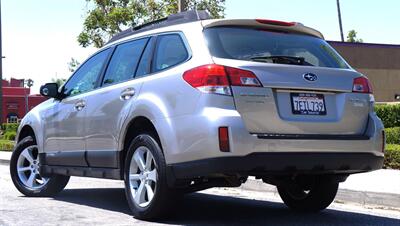 2014 Subaru Outback 2.5i   - Photo 4 - Pasadena, CA 91107
