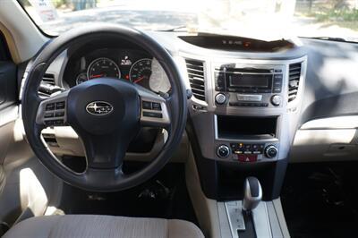 2014 Subaru Outback 2.5i   - Photo 10 - Pasadena, CA 91107