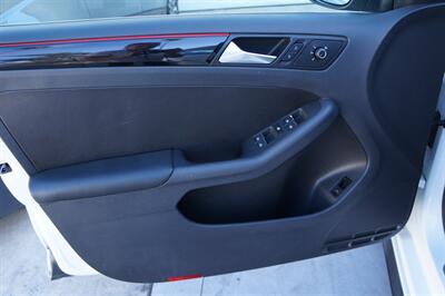 2017 Volkswagen Jetta 2.0T GLI   - Photo 15 - Pasadena, CA 91107