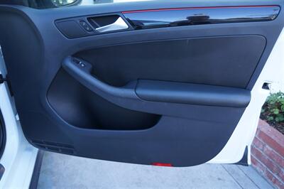 2017 Volkswagen Jetta 2.0T GLI   - Photo 17 - Pasadena, CA 91107