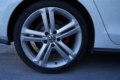 2017 Volkswagen Jetta 2.0T GLI   - Photo 19 - Pasadena, CA 91107