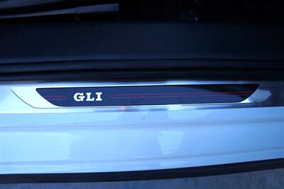 2017 Volkswagen Jetta 2.0T GLI   - Photo 27 - Pasadena, CA 91107