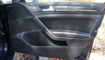 2015 Volkswagen Golf GTI SE - Photo 16 - Pasadena, CA 91107