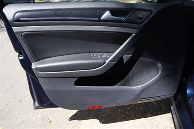 2015 Volkswagen Golf GTI SE - Photo 17 - Pasadena, CA 91107