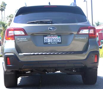 2018 Subaru Outback 2.5i Limited - Photo 5 - Pasadena, CA 91107
