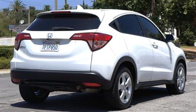 2016 Honda HR-V LX   - Photo 4 - Pasadena, CA 91107
