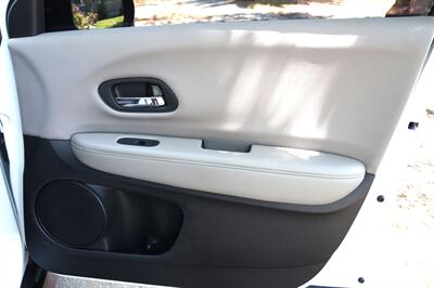2016 Honda HR-V LX   - Photo 15 - Pasadena, CA 91107