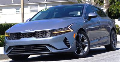 2022 Kia K5 EX   - Photo 2 - Pasadena, CA 91107