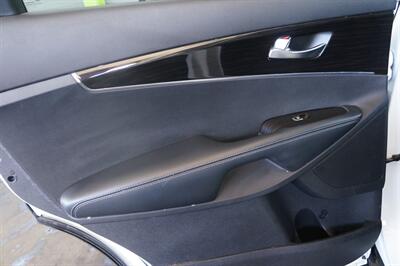 2019 Kia Sorento LX   - Photo 14 - Pasadena, CA 91107