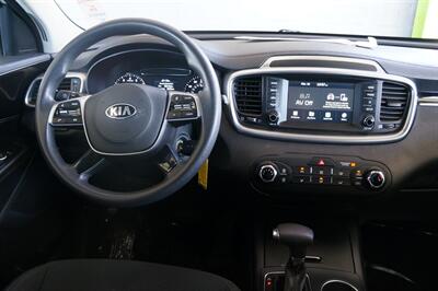 2019 Kia Sorento LX   - Photo 8 - Pasadena, CA 91107