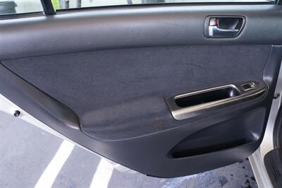 2004 Toyota Camry Standard   - Photo 9 - Pasadena, CA 91107