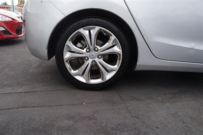 2013 Hyundai ELANTRA GT   - Photo 21 - Pasadena, CA 91107