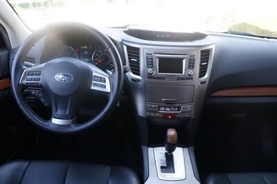 2014 Subaru Outback 2.5i Limited - Photo 11 - Pasadena, CA 91107