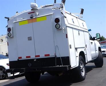 2015 Chevrolet Silverado 3500HD CC Work Truck   - Photo 4 - Pasadena, CA 91107
