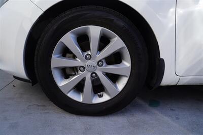 2013 Kia Rio EX   - Photo 14 - Pasadena, CA 91107