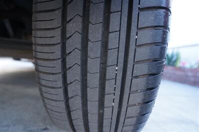 2009 Pontiac Vibe 2.4L   - Photo 20 - Pasadena, CA 91107