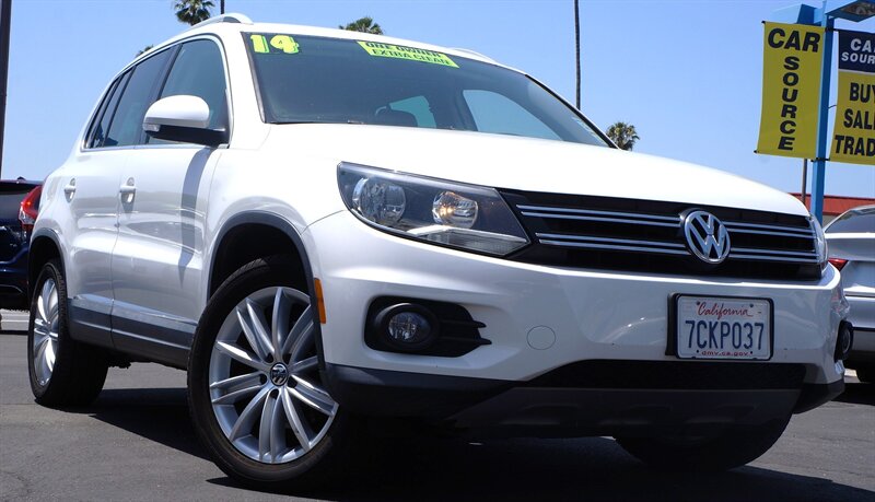 2014 Volkswagen Tiguan SE - Photo 1 - Pasadena, CA 91107