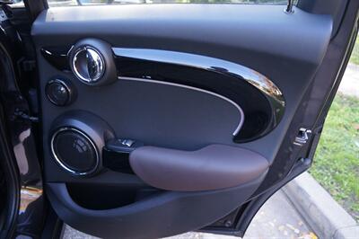 2016 MINI Hardtop 4 Door Cooper S   - Photo 19 - Pasadena, CA 91107