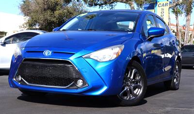 2019 Toyota Yaris LE   - Photo 2 - Pasadena, CA 91107