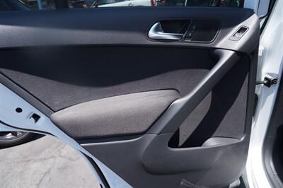 2017 Volkswagen Tiguan 2.0T Limited S   - Photo 14 - Pasadena, CA 91107