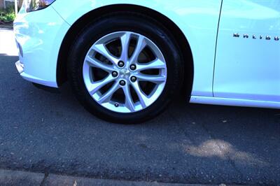 2017 Chevrolet Malibu LT   - Photo 16 - Pasadena, CA 91107