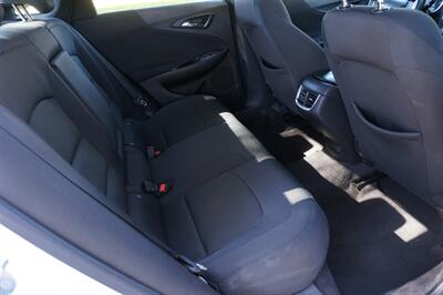 2017 Chevrolet Malibu LT   - Photo 8 - Pasadena, CA 91107