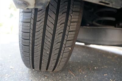 2017 Toyota Prius Prime premium Advanced   - Photo 25 - Pasadena, CA 91107