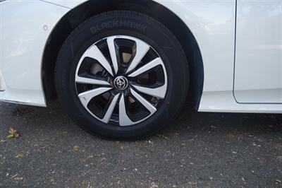 2017 Toyota Prius Prime premium Advanced   - Photo 20 - Pasadena, CA 91107