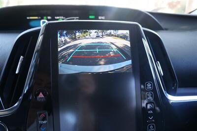 2017 Toyota Prius Prime premium Advanced   - Photo 13 - Pasadena, CA 91107