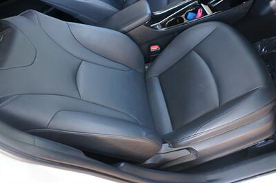 2017 Toyota Prius Prime premium Advanced   - Photo 9 - Pasadena, CA 91107