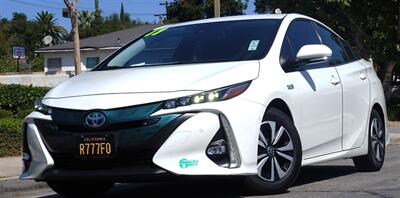 2017 Toyota Prius Prime premium Advanced   - Photo 2 - Pasadena, CA 91107
