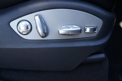 2017 Porsche Cayenne   - Photo 10 - Pasadena, CA 91107